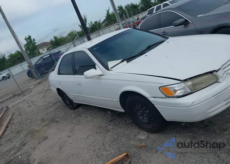 1999 Toyota Camry Le from USA, damaged, VIN 4T1BG22K4XU542750